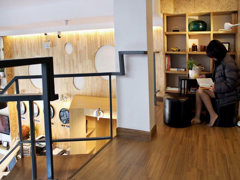 Mybed Sathorn Hotel Bangkok Ngoại thất bức ảnh
